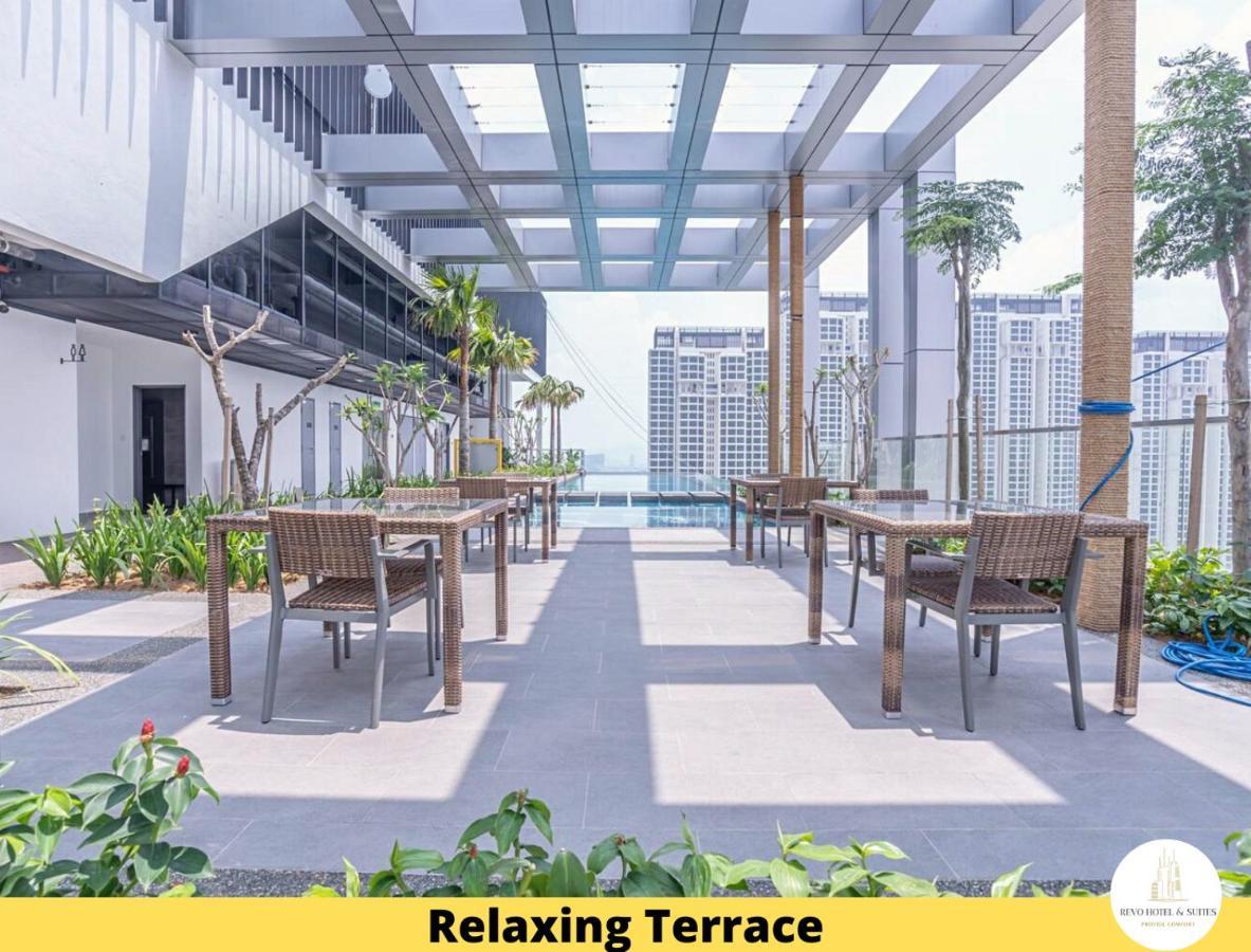 Revo Hotel & Suites Kuala Lumpur Bukit Jalil By The Cynefin المظهر الخارجي الصورة